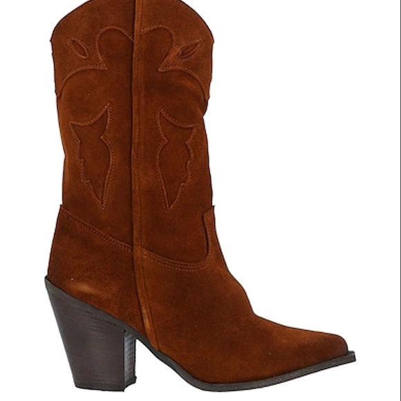 Italian Suede Boots - Picture 2 of 3